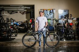 Video: Commencal Bicycles Welcomes Garret Mechem