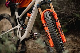 First Look: Fox's 34 Fork Gets a Redesigned Crown &amp; More - Pond Beaver 2021