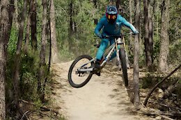 Video: Marine Cabirou Shows Off Her Speed &amp; Style on Dusty Trails