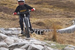 Video: A Rowdy Run Down the Fort William World Cup Course on a 120mm Hardtail