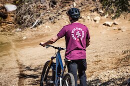Pinkbike Shop: Look Fresh This Summer &amp; Shop Pinkbike’s Memorial Day Sale
