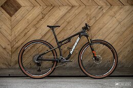 Bike Check: Loana Lecomte's Winning Massi Aire SL