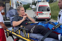 Tracey Hannah Injures ACL after Crashing at the Crankworx Innsbruck Downhill