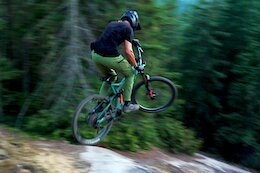 Video: Rémy Métailler &amp; Steve Vanderhoek Ride Big Lines in Squamish