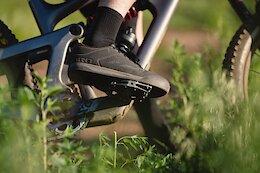 Giro Launches New Latch Flat Pedal Shoe
