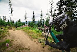 Video: Rémy Métailler &amp; His Drone Operator Make For An Impossibly Smooth Combo at Sun Peaks Bike Park