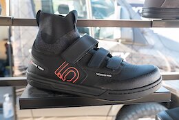 Five Ten's New Freerider Pro Mid Shoes Ditch the Laces – Sea Otter 2021