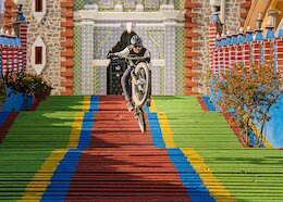 Must Watch: Kilian Bron Rides Vibrant Streets &amp; Incredible Trails in 'Colors Of Mexico'