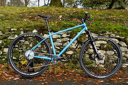 First Look: The Mason Raw is a UK-Made, Versatile Steel Hardtail