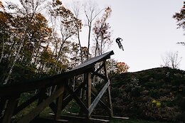 Video: Laura Slavin Explores Fear Response Through Massive Sends in 'Fight or Flight'