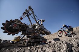 Video: Richard Gasperotti Charges Down a 250 Meter Coal Mine