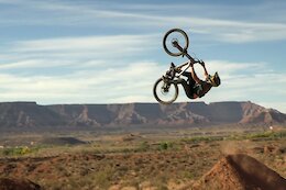 Video: Dylan Stark's MTB &amp; BMX 2021 Highlight Reel