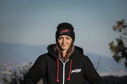 Laura Charles Joins Miranda Factory Team for 2022 with Focus on EWS-E Racing
