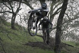 Video: Natural Dual Slalom on the New Commencal Meta SX