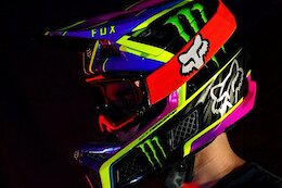 Sam Hill Signs with Fox for Helmets &amp; Goggles