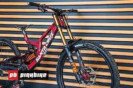 Video: Jackson Goldstone's Santa Cruz V10 - What Makes a Syndicate Bike