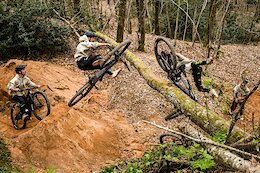 Video: French Freeride Hucks with Léo Delfour