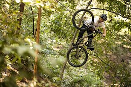 Video: Team Camp in Santa Cruz with SR Suntour's Athletes