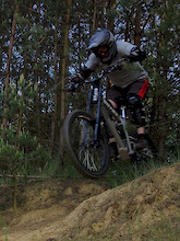 This is my Free Mind “The Roots”- first economic prototype frame to TGB Terrain Gravity Bike 100% handmade (no CNC elements).
Good fun on very steep DH cours / tracks, helibiking, big air,
big drops and gaps. And for tricks a’la freestyle motocross and dirt jumping. 
Symetric legs position for amazing riding
Simple but work!