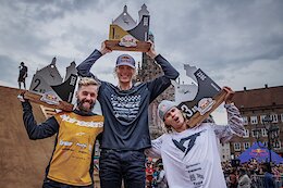 Video: Highlights from Red Bull District Ride 2022