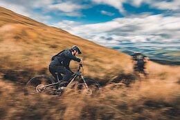 Video: Atherton Bikes Staff Ride the All New AM.130