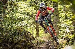 Bosch Commits to eMTB Racing with CX Race Motor