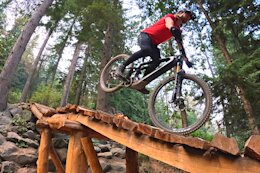 Video: Remy Metailler Chases Kirk McDowall on E-Bikes at Vedder Mountain