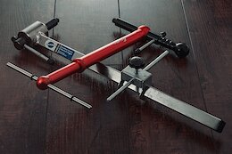 Review: Park Tool DAG 2.2 vs Coherny Derailleur Hanger Gauge Tool