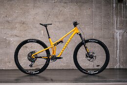 First Look: 2023 Commencal T.E.M.P.O. - A New Short Travel Trail Bike