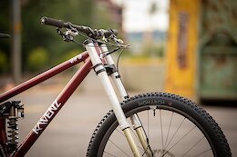 Photo Story: Intend BC Factory Tour &amp; Infinity DH Fork Assembly