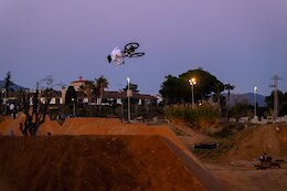 Video: The Raimann Brothers Throw Down at La Poma in  'Equilibrio'