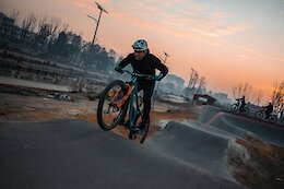 Video: Crankbrothers &amp; Pump for Peace Open Nepal's First Pump Track