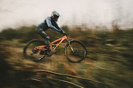 Video: Orange Factory Racing Gets the Team Together In South Wales