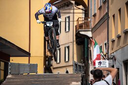 Video: Tomas Slavik's Winning POV Flying Through The Streets Of Lake Garda
