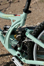 Interbike 2008 - Norco Vixa non drive side linkage.