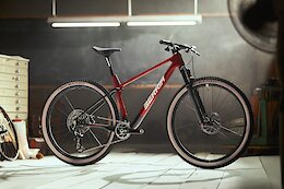 First Look: The Berria Bravo is a 28mm Travel Hardtail