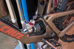 First Look: Vorsprung’s New Tellum Coil Shock