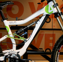 Bikes from the 2009 Devinci Line up - Wilson 4 front triangle.