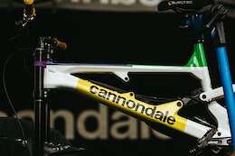 Josh Bryceland & Sam Hockenhull’s Prototype Cannondale DH Bikes – Red Bull Hardline 2024