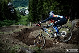 Greg Williamson Out of Les Gets DH World Cup with a Dislocated Shoulder