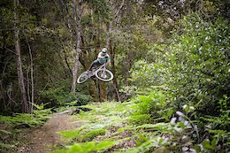 Video: R Dogg & Matt Begg Ooze Style On the Bike