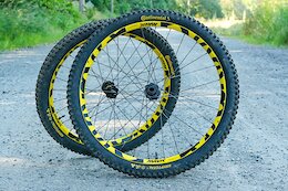 Review: Mavic Deemax DH YLW – A Classic Downhill Wheelset