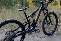 Spotted: Matt Hunter’s Aluminum Specialized Stumpjumper Has a Cable Actuated Derailleur