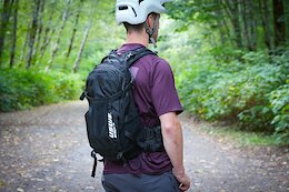 Review: USWE Riding Packs – Locked In With One Buckle