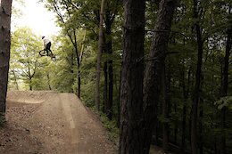 Video: Vinny T Rides Kalnica Bikepark in Slovakia in ‘Unflow’