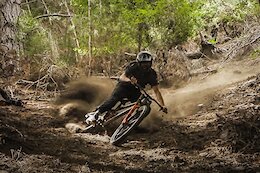 Video: Jim Monro & Dennis Luffman Keep the Foot Flat on the Gas in NZ