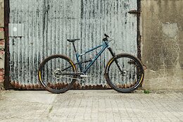 Starling Re-Launches Beady Little Eye, A 90mm Full Suspension Singlespeed