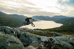 Video: Robin Wallner Explores the Picturesque Trails of Oppdal, Norway