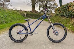 Bike Check: Tora Cycles’ Prototype DH Hardtail