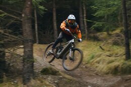 Video: Ripping the Golfie & Glentress with Nigel Page, Elliott Heap & Crew